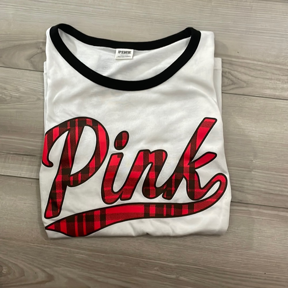 Cute T-shirt by PINK! Size large